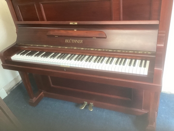 Bluthner piano photo